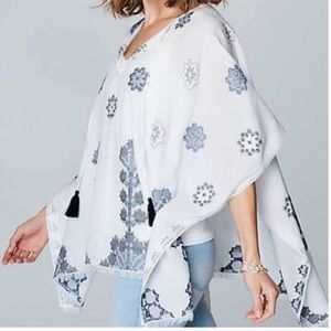 J Jill Ocean Breeze Botanical Print Scarf Poncho